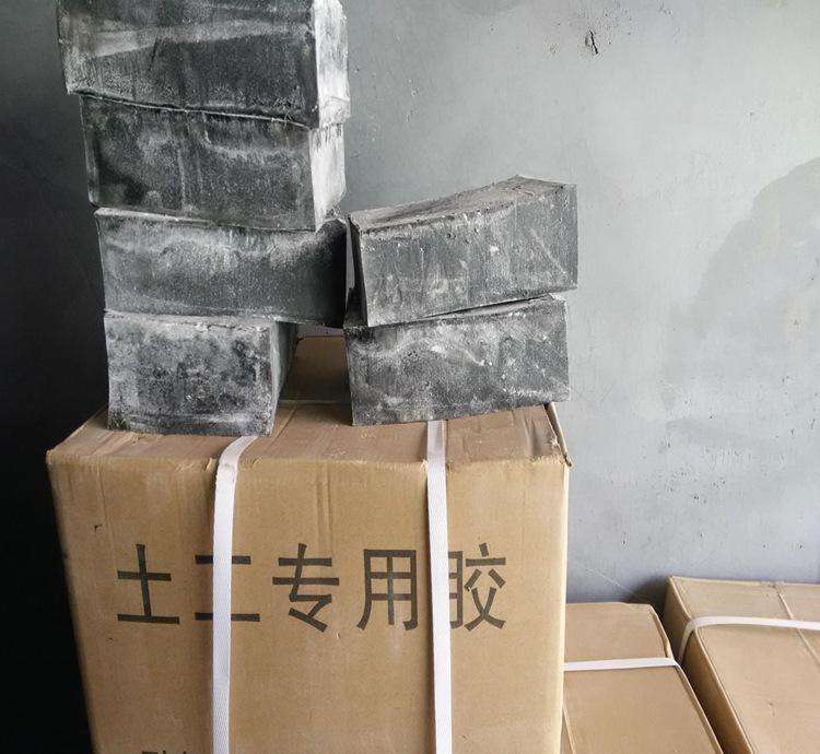 防水土工膜KS膠如何使用在人工湖及渠道防滲工程中?